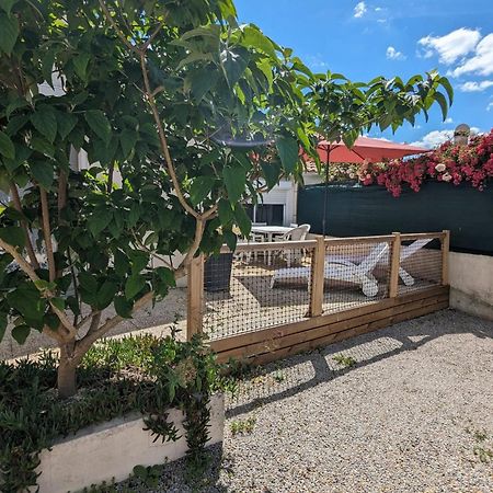 Spacious Nest With Terrace Near The Beach Saint-Hilaire-de-Talmont Buitenkant foto