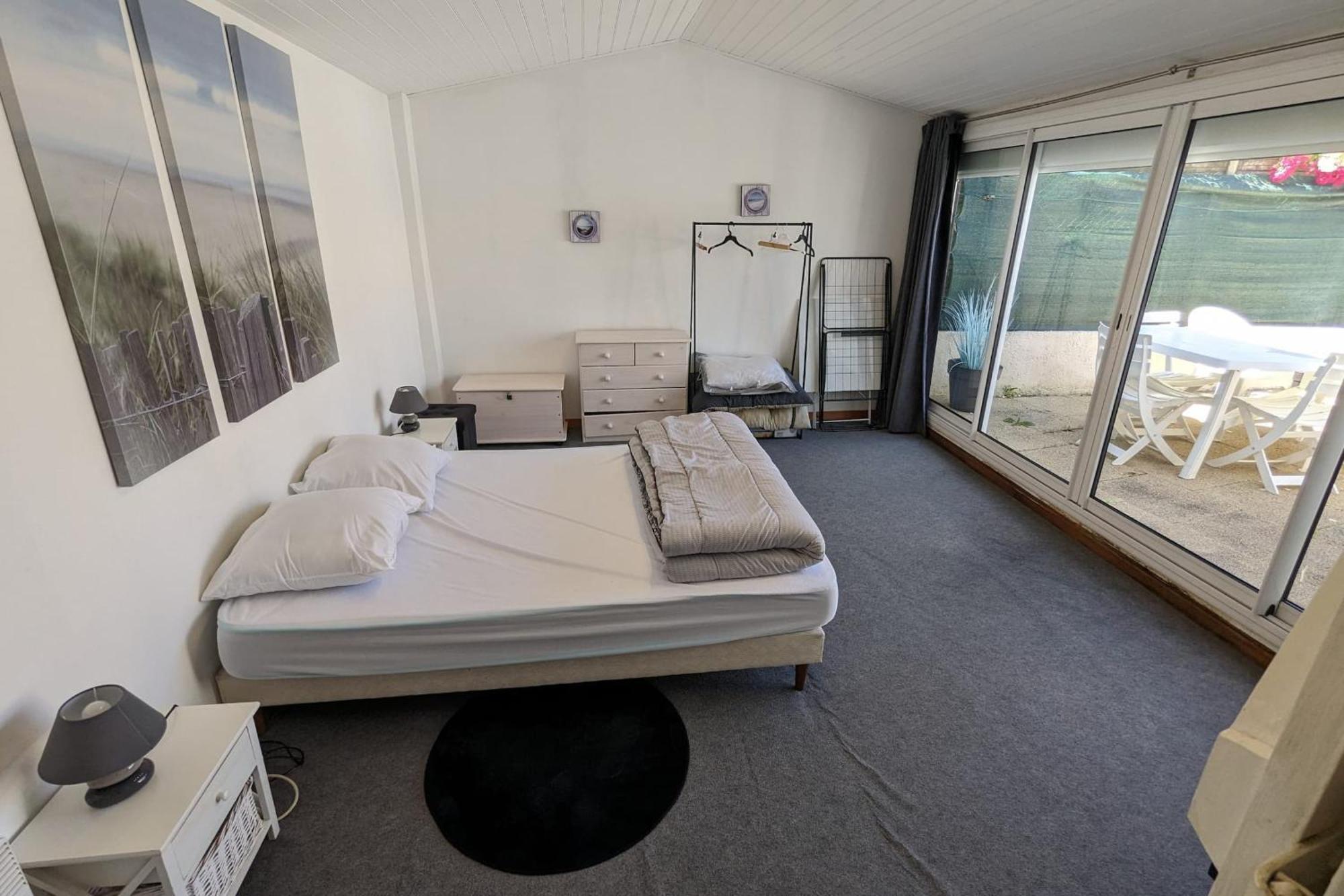 Spacious Nest With Terrace Near The Beach Saint-Hilaire-de-Talmont Buitenkant foto